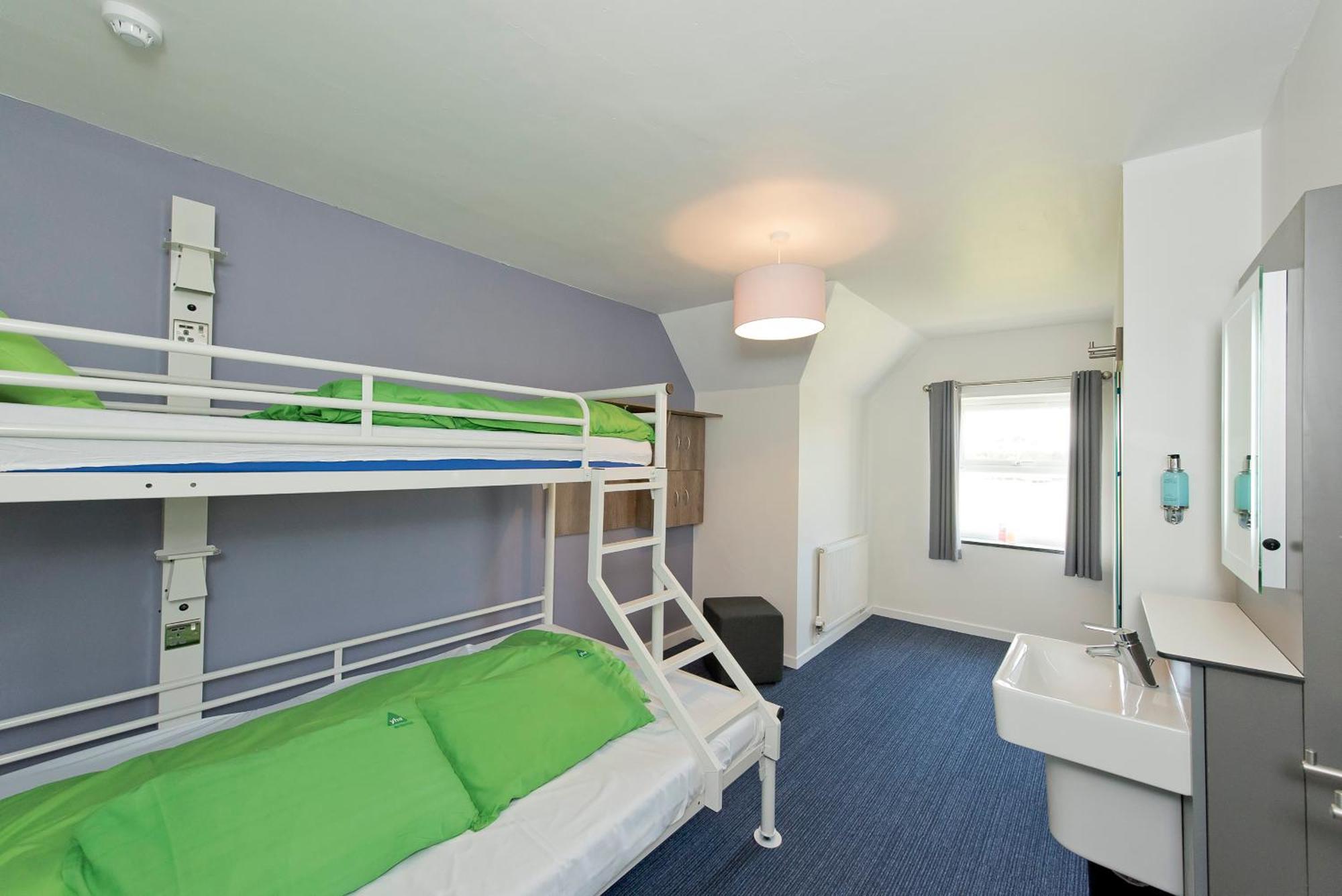 Hostel Yha Treyarnon Bay Padstow Zewnętrze zdjęcie